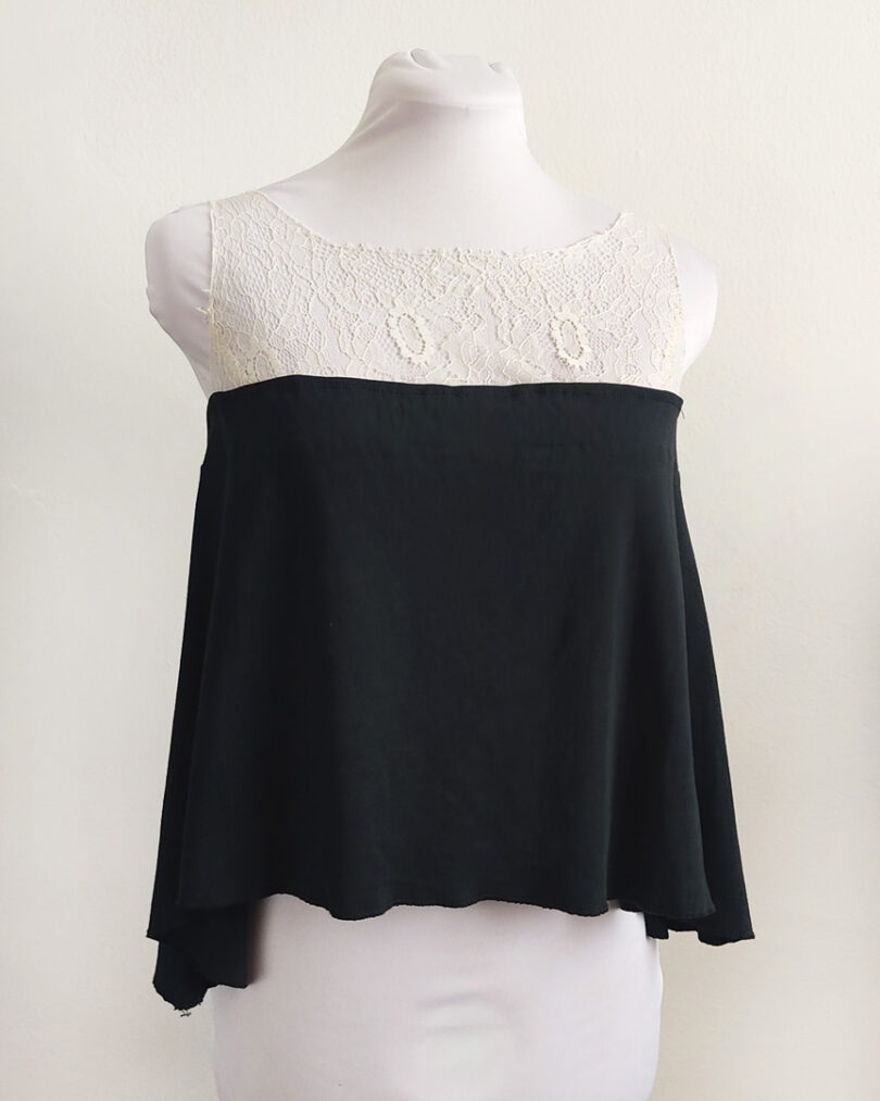 Camiseta doll