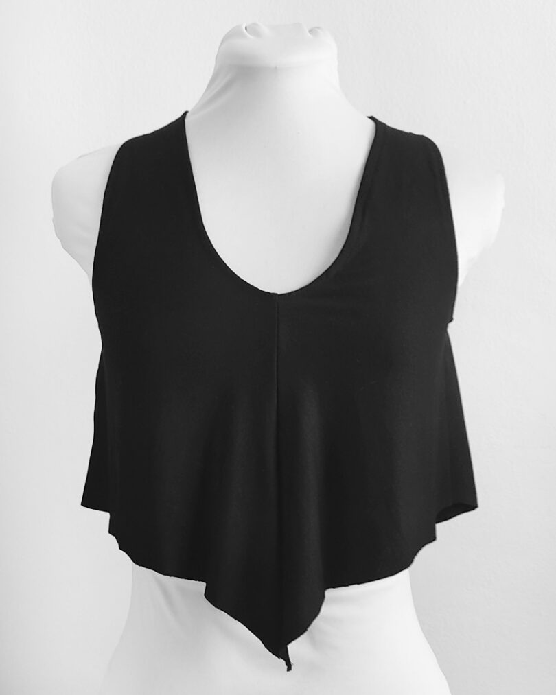 Top pico negro